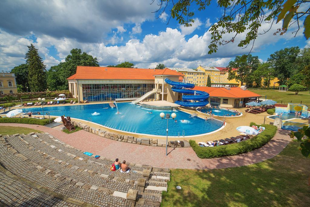 Spa Resort Pawlik-Aquaforum Františkovy Lázně المظهر الخارجي الصورة