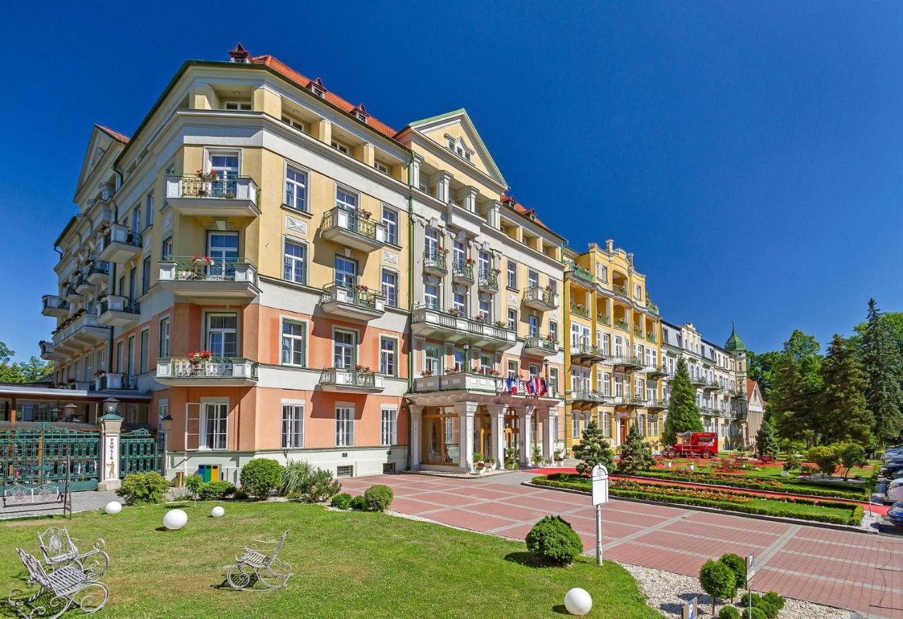Spa Resort Pawlik-Aquaforum Františkovy Lázně المظهر الخارجي الصورة