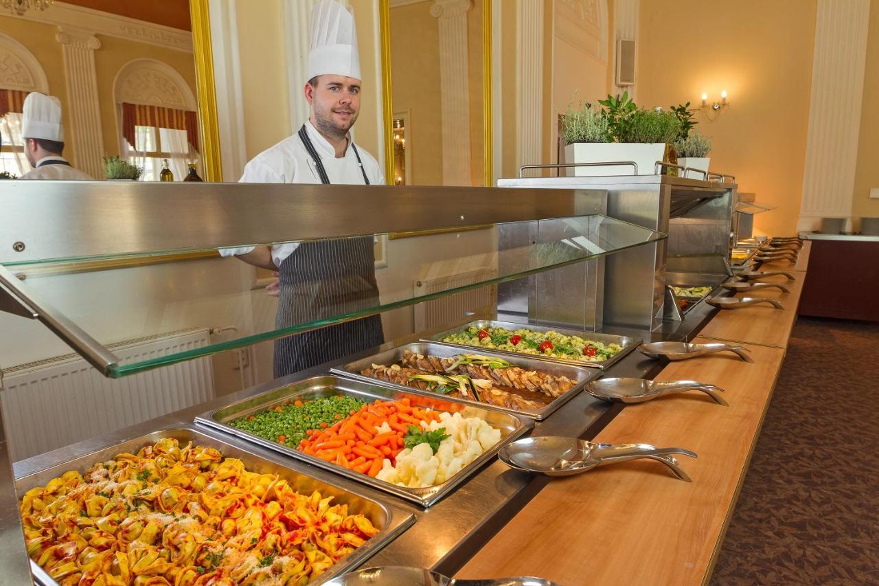 Spa Resort Pawlik-Aquaforum Františkovy Lázně المظهر الخارجي الصورة